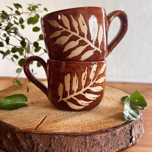Keramika s přírodními prvky