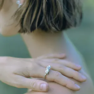 Šperky jako z jiného světa. Zlaté české ručičky patří Gabriele Lhotákové