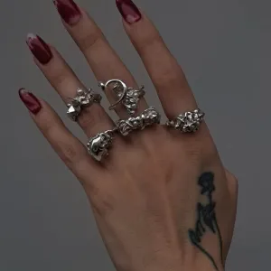 Šperky jako z jiného světa. Zlaté české ručičky patří Gabriele Lhotákové