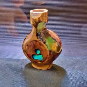 Když dřevo, epoxid a technika dostanou fantazii