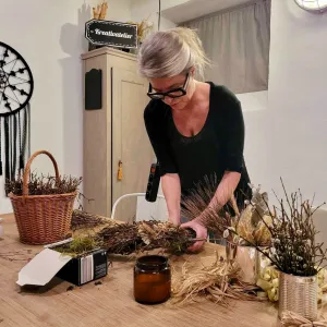 Z banky do kreativního ateliéru. Ester Rosíková propojuje tvoření, setkávání i udržitelnost