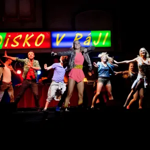 Hity, které zná celé Česko, znovu ožijí. Děti ráje míří do velkých hal