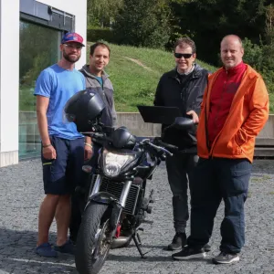 Motorkáře pomůže vycvičit neuronová síť