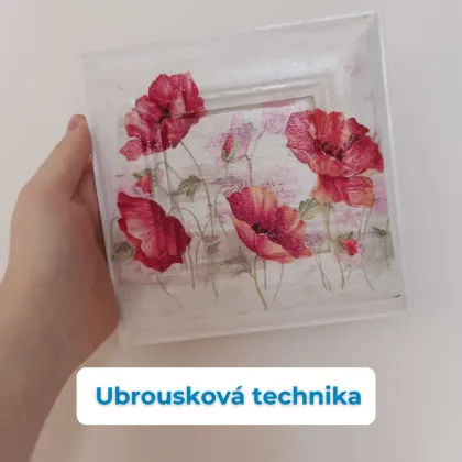 Ubrousková technika: Kreativní způsob dekorování