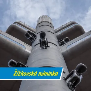 Jaký příběh se skrývá za nejpodivnější ozdobou Prahy?