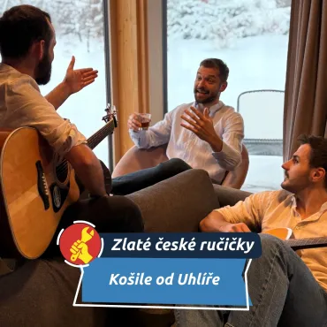 Košile od Uhlíře: když programátor začne šít lněnou módu