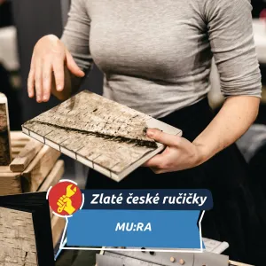 MU:RA: Zápisníky, které voní knihami a tichem večera