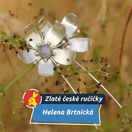 Rozkvetlé šperky, které vznikají v tichu přírody u Tišnova