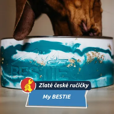 Hanka Bílá tvoří originální výrobky z materiálu budoucnosti