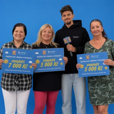 Sluníčkové září naděluje další tisíce! Lukáš Valenta potěšil výherce v Toužimi, Sokolově i na chalupě