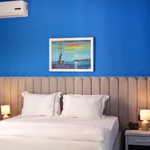 ZA TŘI ČESKÉ ZA SLUNÍČKEM