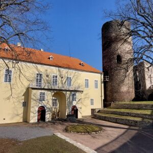 HRAD SVOJANOV JE OTEVŘENÝ!